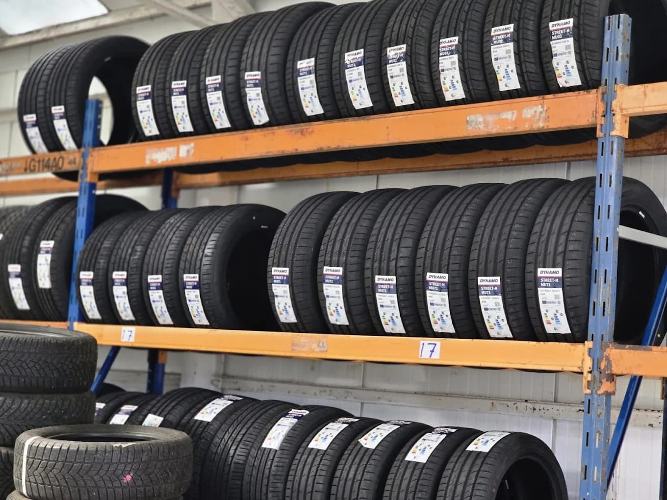 Warwick Quick Tyres - Professional garage services